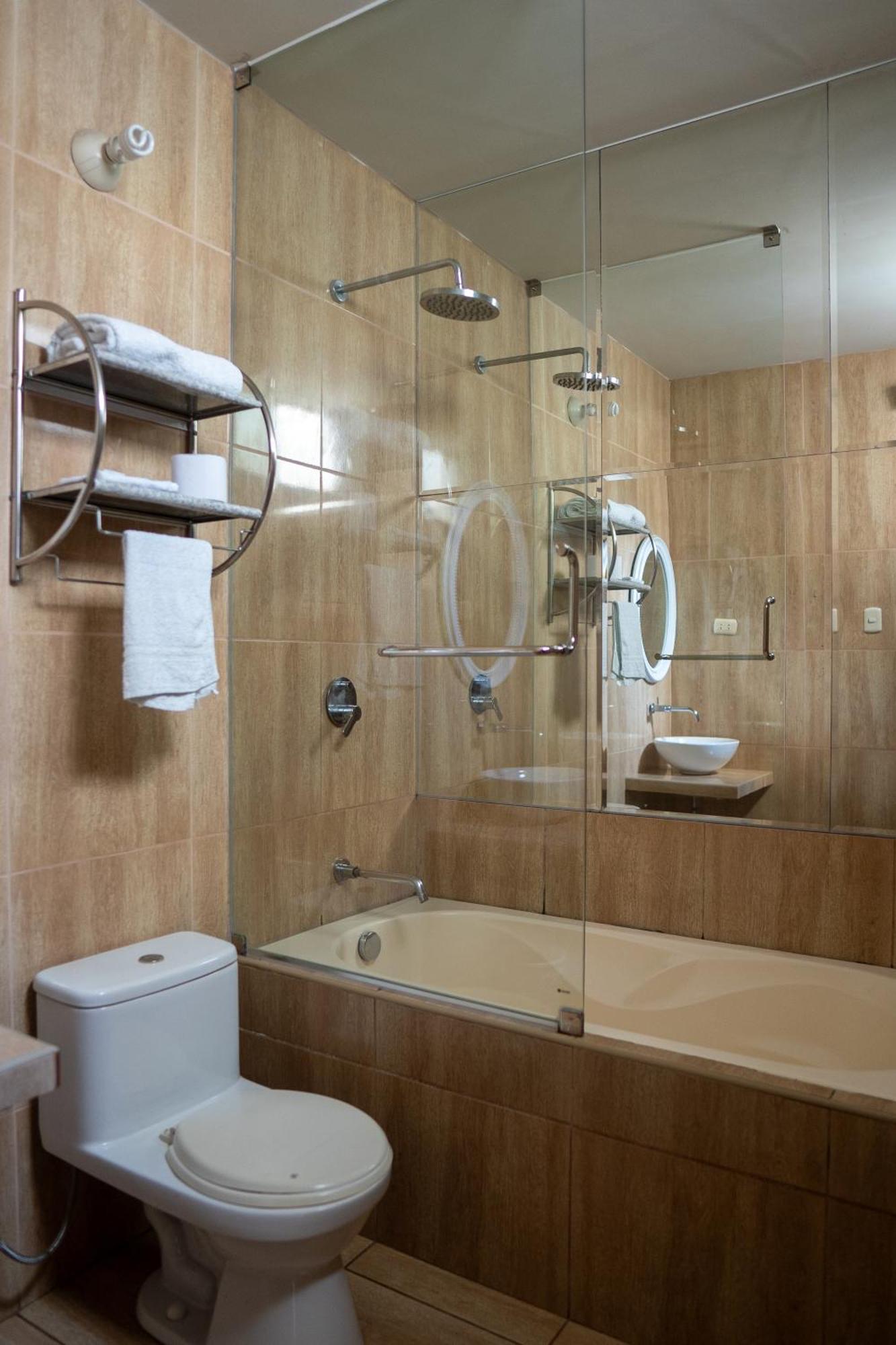 Trugarden Hotel Трухільйо Екстер'єр фото
